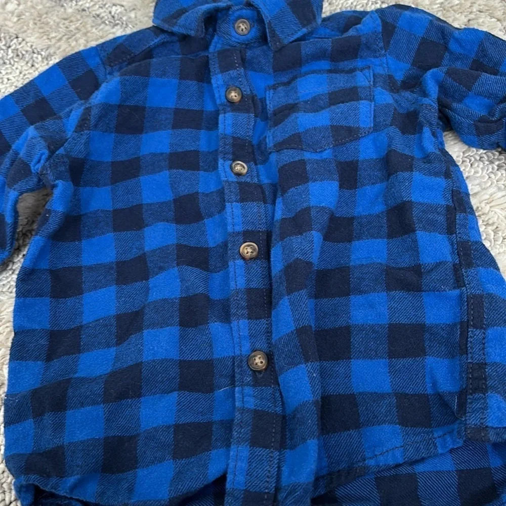 Carter’s 18 months polo button down collar shirt with front little pocket-